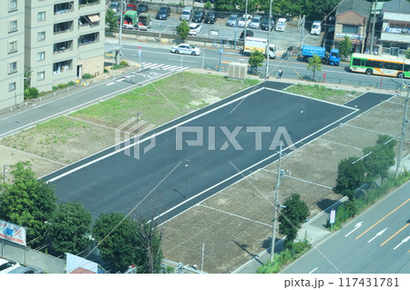 住宅展示場用の更地 117431781