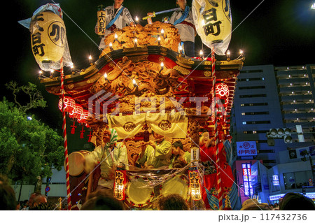 東京都　八王子まつり　山車辻合わせ　下地区・上八日町・山車人形「素盞嗚尊」　山車 117432736