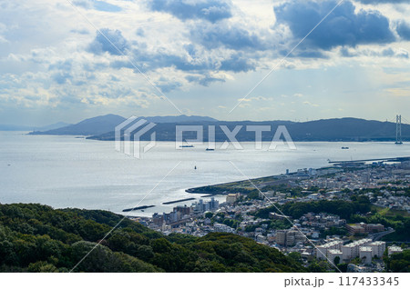 明石海峡と淡路島 117433345