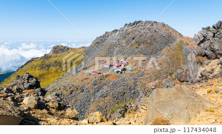 秋の鳥海山登山:新山と御室小屋 秋の鳥海山登山:新山と御室小屋 117434048