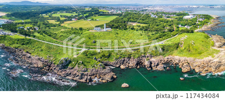空撮「青森県」八戸市の美しい種差海岸沿いを撮影 空撮「青森県」八戸市の美しい種差海岸沿いを撮影 117434084