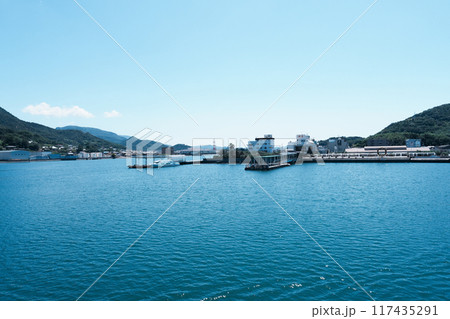 夏の瀬戸内フェリークルーズ（高松～小豆島・土庄） 117435291