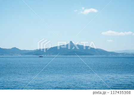 夏の瀬戸内フェリークルーズ（高松～小豆島・土庄） 117435308