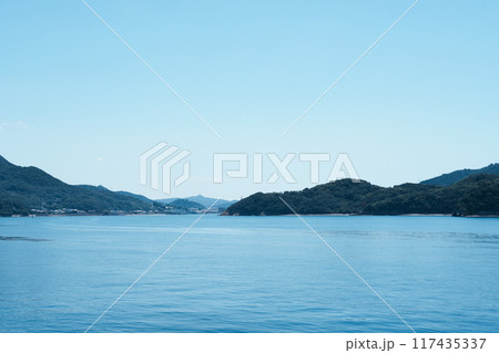 夏の瀬戸内フェリークルーズ（高松～小豆島・土庄） 117435337