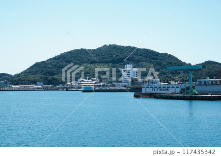夏の瀬戸内フェリークルーズ（高松～小豆島・土庄） 117435342