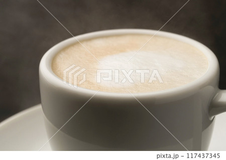 カフェラテ スチームミルク カフェラテ スチームミルク 117437345