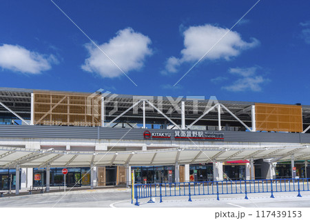 大阪　箕面萱野駅とバスターミナル 117439153