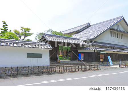 岐阜県大垣市、大垣市郷土館の風景 117439618