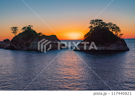 【静岡県】西伊豆・堂ヶ島の夕景 117440821