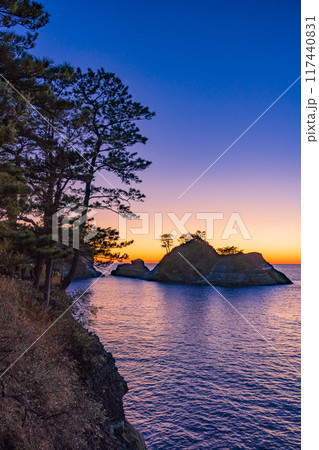 【静岡県】西伊豆・堂ヶ島の夕景 117440831