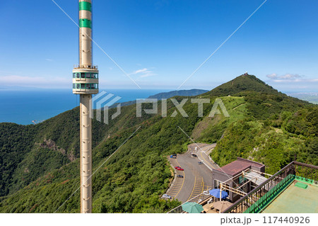 弥彦山スカイラインとパノラマタワー 新潟県 弥彦山スカイラインとパノラマタワー 新潟県 117440926
