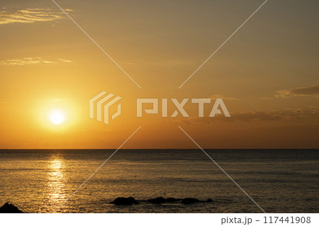 室戸岬の朝焼け 室戸岬の朝焼け 117441908