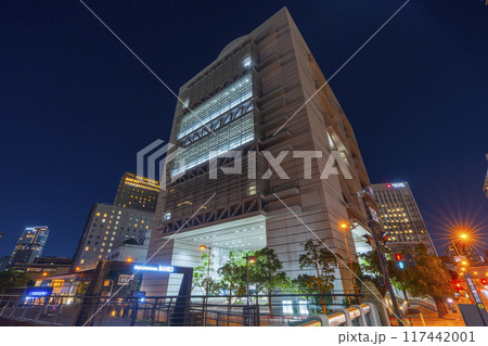 大阪　中之島の夜景　大阪国際会議場（グランキューブ大阪） 117442001