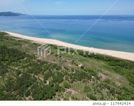 丹後半島の美しい海岸線の空撮 丹後半島の美しい海岸線の空撮 117442414