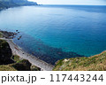 積丹半島｜神威岬へ続く「チャレンカの小道」からの眺望、積丹ブルーに染まり絶景です　 117443244