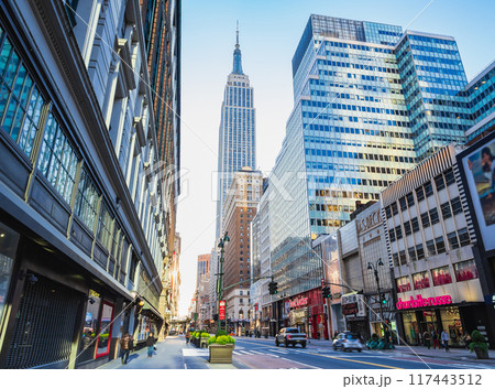 ニューヨーク マンハッタンの朝 ニューヨーク マンハッタンの朝 117443512