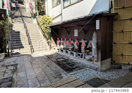 弘明寺　ぐみょうじ  横浜市南区の寺院　地下鉄 京急「弘明寺駅」 瑞應山 蓮華院 弘明寺    117443969