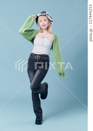 Y2Kファッションモデル Y2Kファッションモデル 117444253