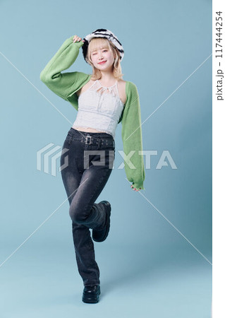 Y2Kファッションモデル Y2Kファッションモデル 117444254