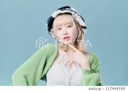 Y2Kファッションモデル Y2Kファッションモデル 117444599