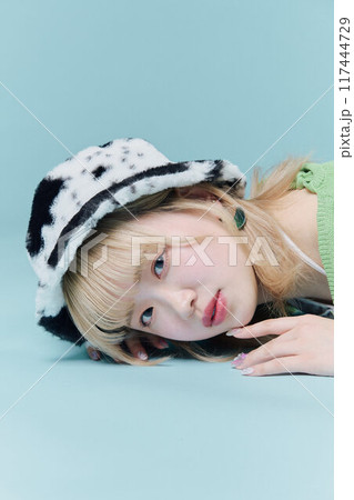 Y2Kファッションモデル Y2Kファッションモデル 117444729