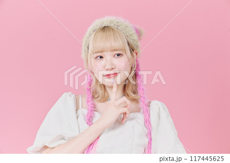 Y2Kファッションモデル 117445625