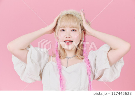 Y2Kファッションモデル 117445628