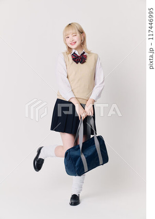 金髪の女子高生 金髪の女子高生 117446995