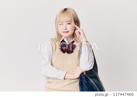 金髪の女子高生 金髪の女子高生 117447460