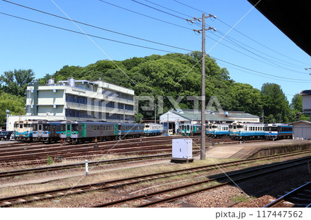 徳島運転所／徳島駅ホームにて（徳島県徳島市） 117447562