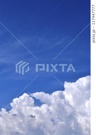 日本の横浜都市景観 終戦の日。横浜から都心上空に広がる積乱雲…あの日の空は…=8月15日 日本の横浜都市景観 終戦の日。横浜から都心上空に広がる積乱雲…あの日の空は…=8月15日 117447777