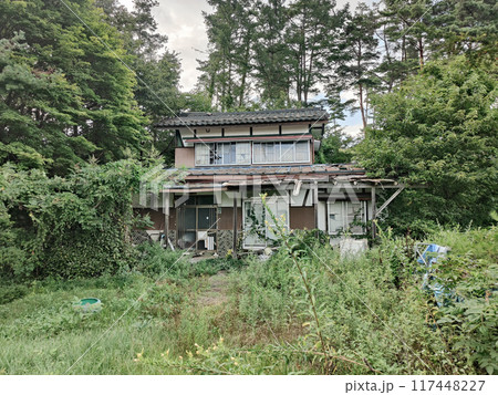 廃屋　空き家　廃墟 117448227