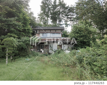 廃屋 空き家 廃墟 廃屋 空き家 廃墟 117448263