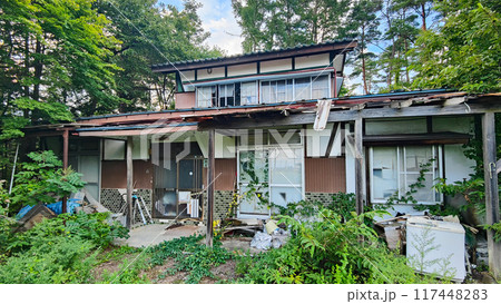 廃屋　空き家　廃墟 117448283