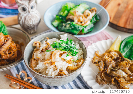 貝ひもの炊き込みご飯 貝ひもの炊き込みご飯 117450750