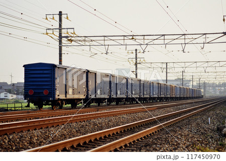 2006年 東海道線を走るワム80000型貨物列車 2006年 東海道線を走るワム80000型貨物列車 117450970