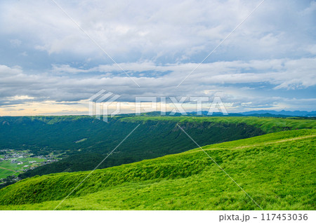 阿蘇国立公園 大観峰からの一望 117453036