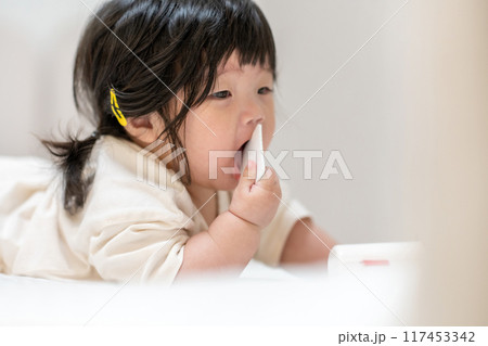 A baby's lifestyle A baby's lifestyle 117453342