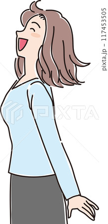 色々な年代の人物_横向き_笑顔で風に向かう_女性_20代_30代 色々な年代の人物_横向き_笑顔で風に向かう_女性_20代_30代 117453505