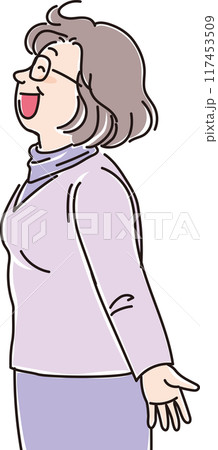色々な年代の人物_横向き_笑顔で風に向かう_中高年女性_50代_60代 色々な年代の人物_横向き_笑顔で風に向かう_中高年女性_50代_60代 117453509