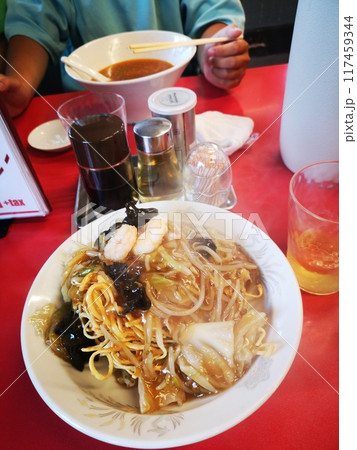 中華飯店のかた焼きそば 中華飯店のかた焼きそば 117459344