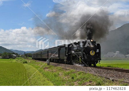 SLやまぐち号　JR山口線　地福駅を出発 117462828