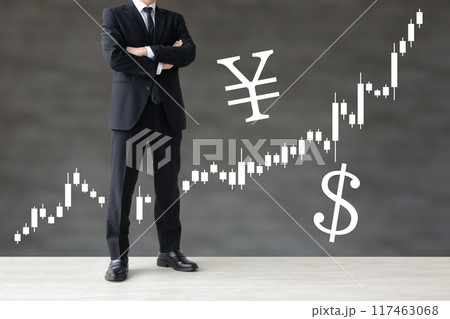 円とドルの為替のことを考えるビジネスマン 円とドルの為替のことを考えるビジネスマン 117463068