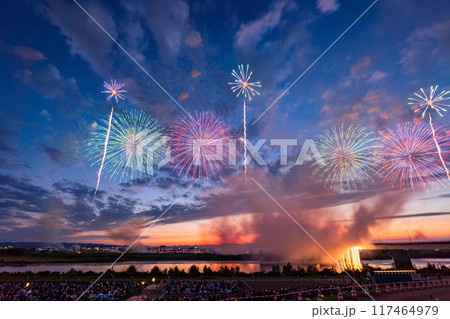 《新潟県》長岡花火大会・会場にて撮影 117464979