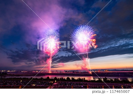 《新潟県》長岡花火大会・会場にて撮影 《新潟県》長岡花火大会・会場にて撮影 117465007