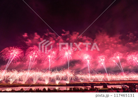 《新潟県》長岡花火大会・会場にて撮影 117465131