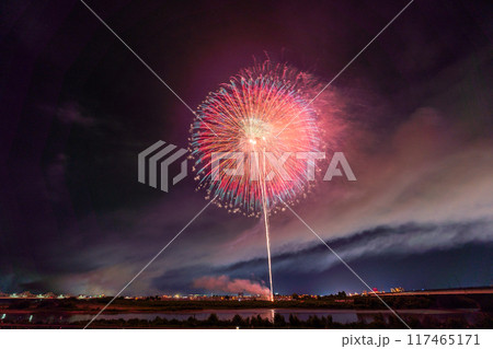 《新潟県》長岡花火大会・会場にて撮影 117465171