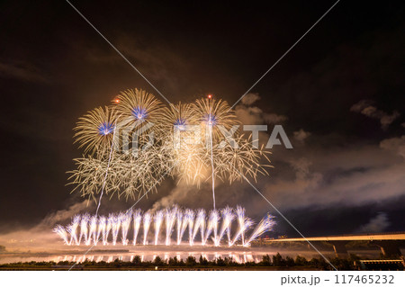 《新潟県》長岡花火大会・会場にて撮影 《新潟県》長岡花火大会・会場にて撮影 117465232