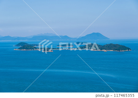 女木島鷲ヶ峰展望台から眺める大島 117465355