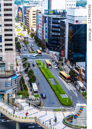 8月の八王子駅北口　ハイアングル 117465946